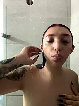 Paulina-Wells online show from 12/18/25, 08:37