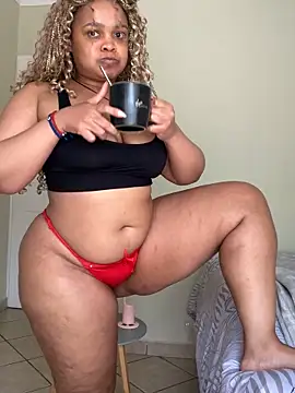 Snapshot of XXXquisiteVixen chatting on 11/26/25, 10:05 XXXquisiteVixen online show from 11/26/25, 10:05