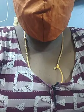 TAMIL ELAKKIYA online show from 07/04/26, 06:47