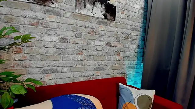 Snapshot of Daria_J chatting on 09/27/25, 04:06 Daria J online show from 09/27/25, 04:06