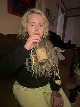 JuicyExxxperience online show from 02/26/26, 02:49