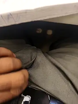 hotboy43339 online show from 02/20/26, 09:00