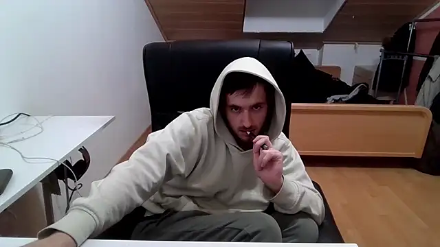 Snapshot of Bez3ybik chatting on 11/17/25, 11:21 Bez3ybik online show from 11/17/25, 11:21