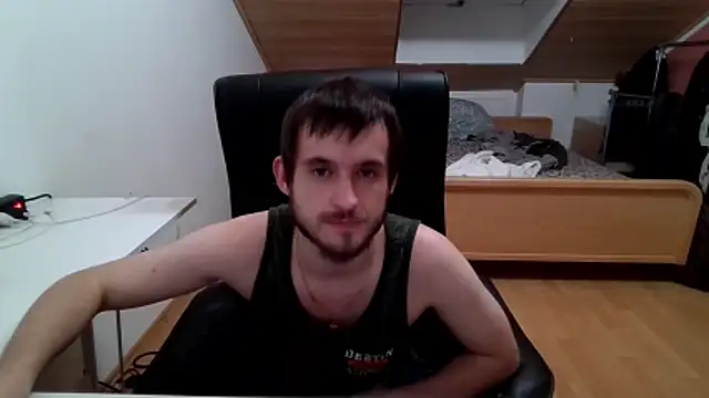 Snapshot of Bez3ybik chatting on 11/23/25, 03:17 Bez3ybik online show from 11/23/25, 03:17