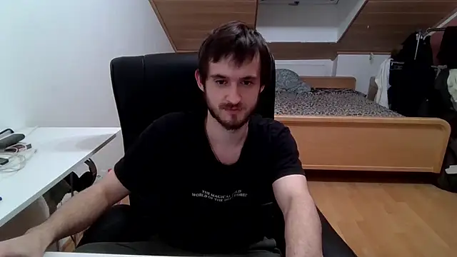 Snapshot of Bez3ybik chatting on 12/15/25, 07:40 Bez3ybik online show from 12/15/25, 07:40