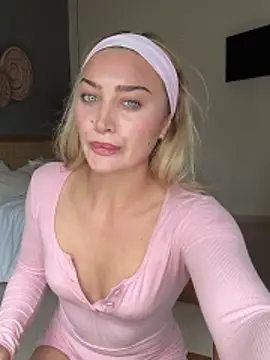 auriangel online show from 03/04/26, 02:06