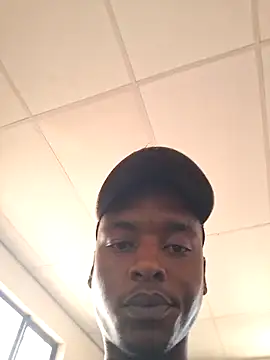 Snapshot of DxckMan3 chatting on 10/06/25, 11:18 DxckMan3 online show from 10/06/25, 11:18