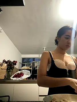 Kassie Collins online show from 09/26/25, 11:09