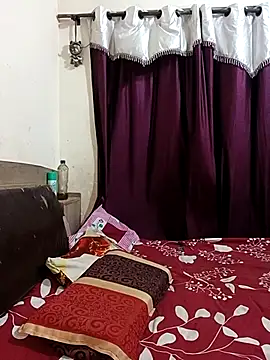 MEERAcle online show from 04/10/26, 03:39