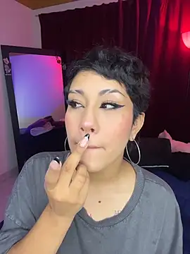 Snapshot of ZahaRose chatting on 11/09/25, 08:07 ZahaRose online show from 11/09/25, 08:07