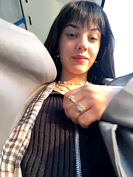 Snapshot of Only_April chatting on 09/09/25, 03:11 Only April online show from 09/09/25, 03:11