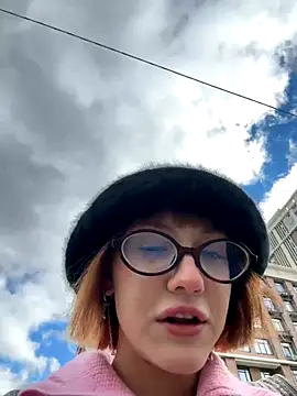 Snapshot of Only_April chatting on 10/02/25, 10:11 Only April online show from 10/02/25, 10:11