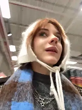 Snapshot of Only_April chatting on 11/27/25, 05:42 Only April online show from 11/27/25, 05:42