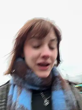 Snapshot of Only_April chatting on 12/18/25, 11:05 Only April online show from 12/18/25, 11:05