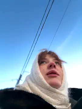 Snapshot of Only_April chatting on 01/06/26, 06:39 Only April online show from 01/06/26, 06:39