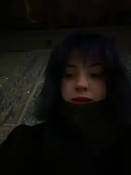 Snapshot of Only_April chatting on 02/25/26, 04:11 Only April online show from 02/25/26, 04:11