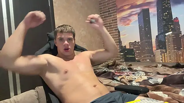 Snapshot of MusclePhantom chatting on 09/18/25, 08:33 MusclePhantom online show from 09/18/25, 08:33