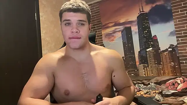 Snapshot of MusclePhantom chatting on 11/11/25, 09:37 MusclePhantom online show from 11/11/25, 09:37