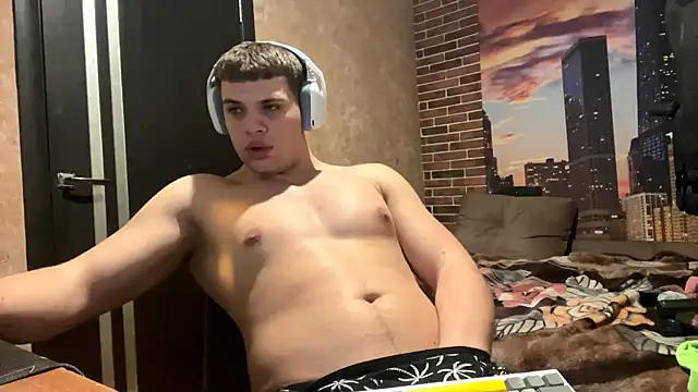 Snapshot of MusclePhantom chatting on 02/25/26, 10:08 MusclePhantom online show from 02/25/26, 10:08