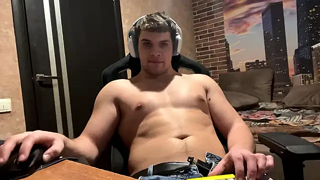 MusclePhantom online show from 03/08/26, 08:23