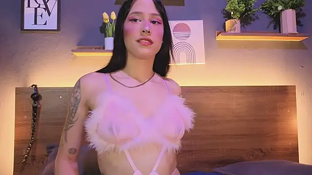 KLOE LUSTX online show from 02/27/26, 09:59