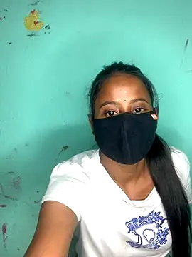 Snapshot of Priya_baby0 chatting on 10/18/25, 05:03 Priya baby0 online show from 10/18/25, 05:03