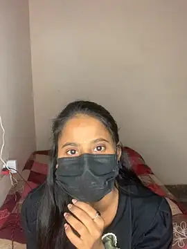 Snapshot of Priya_baby0 chatting on 11/30/25, 05:17 Priya baby0 online show from 11/30/25, 05:17