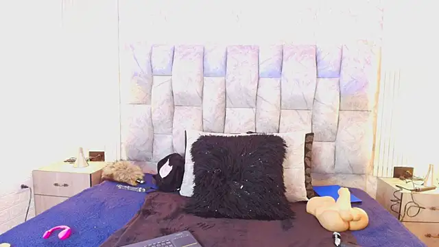 railey rosse  online show from 09/24/25, 07:39