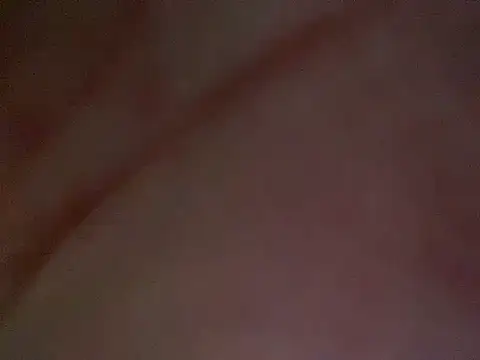 Snapshot of AndrewP13331 chatting on 09/27/25, 03:33 AndrewP13331 online show from 09/27/25, 03:33