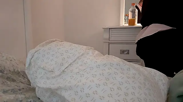 John--a online show from 04/19/26, 10:45