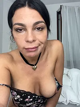 Snapshot of salvana chatting on 09/16/25, 07:26 salvana online show from 09/16/25, 07:26