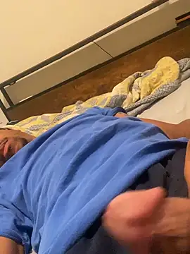 huhgtr online show from 12/01/25, 04:23