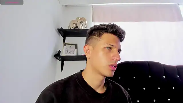 kevin ahss online show from 04/08/26, 05:02