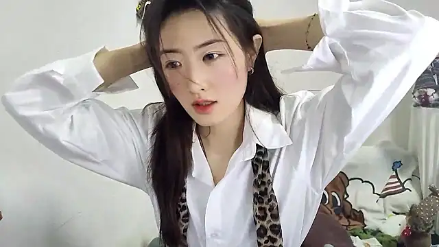 Moonlight-23 online show from 01/13/26, 01:05