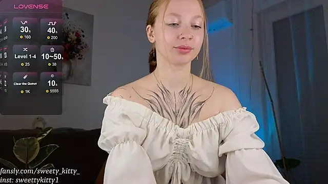 Snapshot of sweettykitty chatting on 11/29/25, 01:25 sweettykitty online show from 11/29/25, 01:25