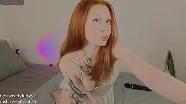 Snapshot of sweettykitty chatting on 07/30/26, 12:48 sweettykitty online show from 07/30/26, 12:48