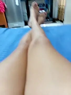 Snapshot of blueeyegirl22 chatting on 11/15/25, 10:34 blueeyegirl22 online show from 11/15/25, 10:34