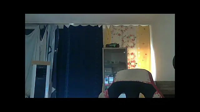 Snapshot of Jenner84 chatting on 09/20/25, 04:08 Jenner84 online show from 09/20/25, 04:08