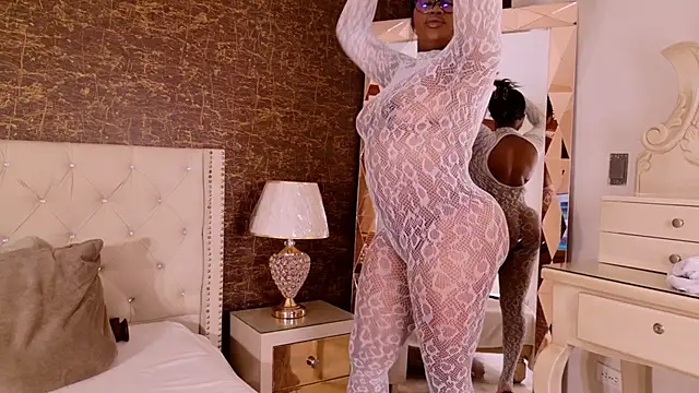 kaylie mitchel online show from 11/05/25, 11:05