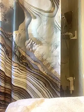 shakeweight online show from 03/21/26, 07:28