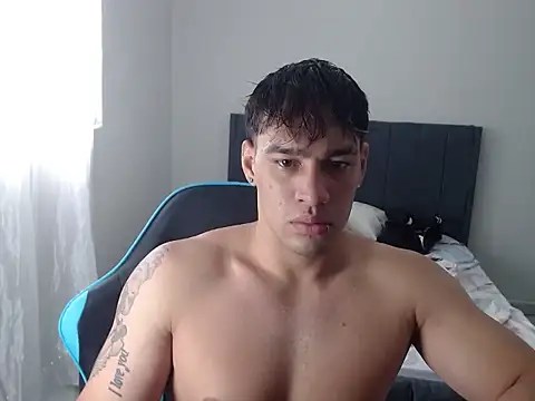 Snapshot of latin_party007 chatting on 09/26/25, 01:59 latin party007 online show from 09/26/25, 01:59