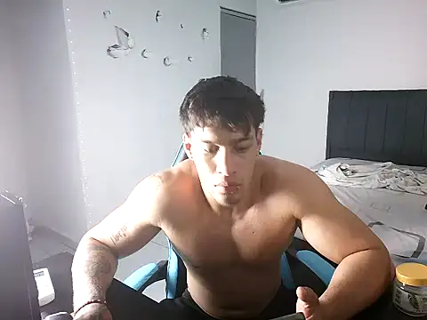 Snapshot of latin_party007 chatting on 04/11/26, 05:34 latin party007 online show from 04/11/26, 05:34