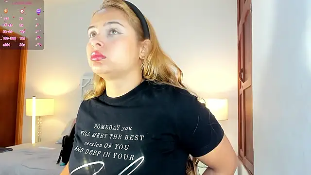 MikaelaStone online show from 01/08/26, 12:29