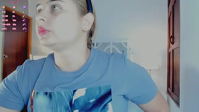 MikaelaStone online show from 01/10/26, 12:18