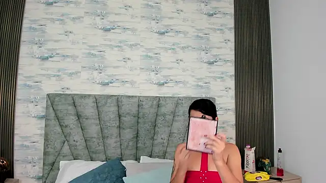 ShanelEvans online show from 09/15/25, 07:03