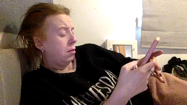 Snapshot of Bellababexox chatting on 04/23/26, 02:52 Bellababexox online show from 04/23/26, 02:52