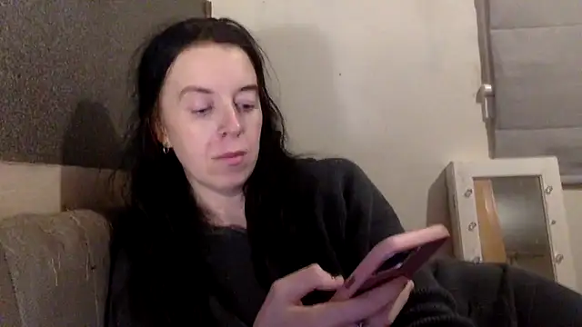 Snapshot of Bellababexox chatting on 04/28/26, 01:04 Bellababexox online show from 04/28/26, 01:04