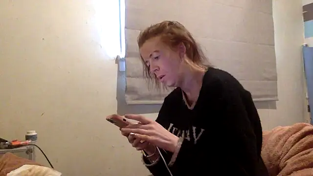 Snapshot of Bellababexox chatting on 05/06/26, 03:06 Bellababexox online show from 05/06/26, 03:06
