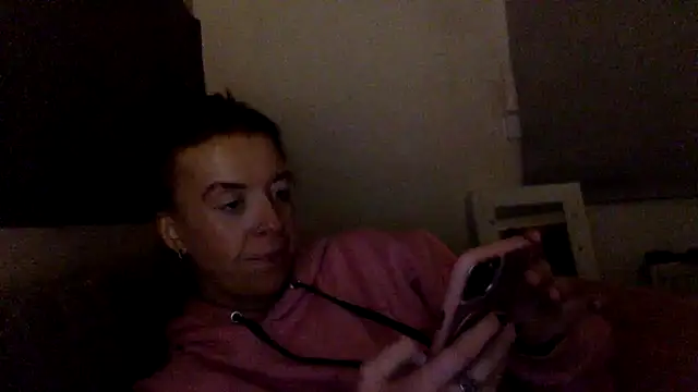 Snapshot of Bellababexox chatting on 05/24/26, 05:34 Bellababexox online show from 05/24/26, 05:34