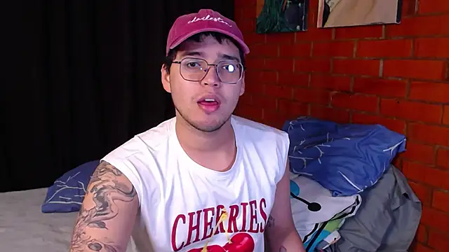 Snapshot of Danijungle chatting on 09/13/25, 01:33 Danijungle online show from 09/13/25, 01:33